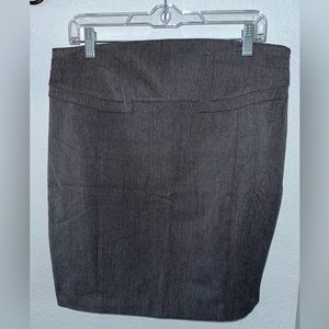 EUC Express High Waisted Gray Skirt with Back Buckle Detail Size 12